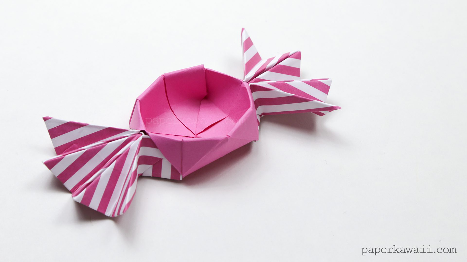 round origami candy box instructions - #diy #crafts #origami #candy