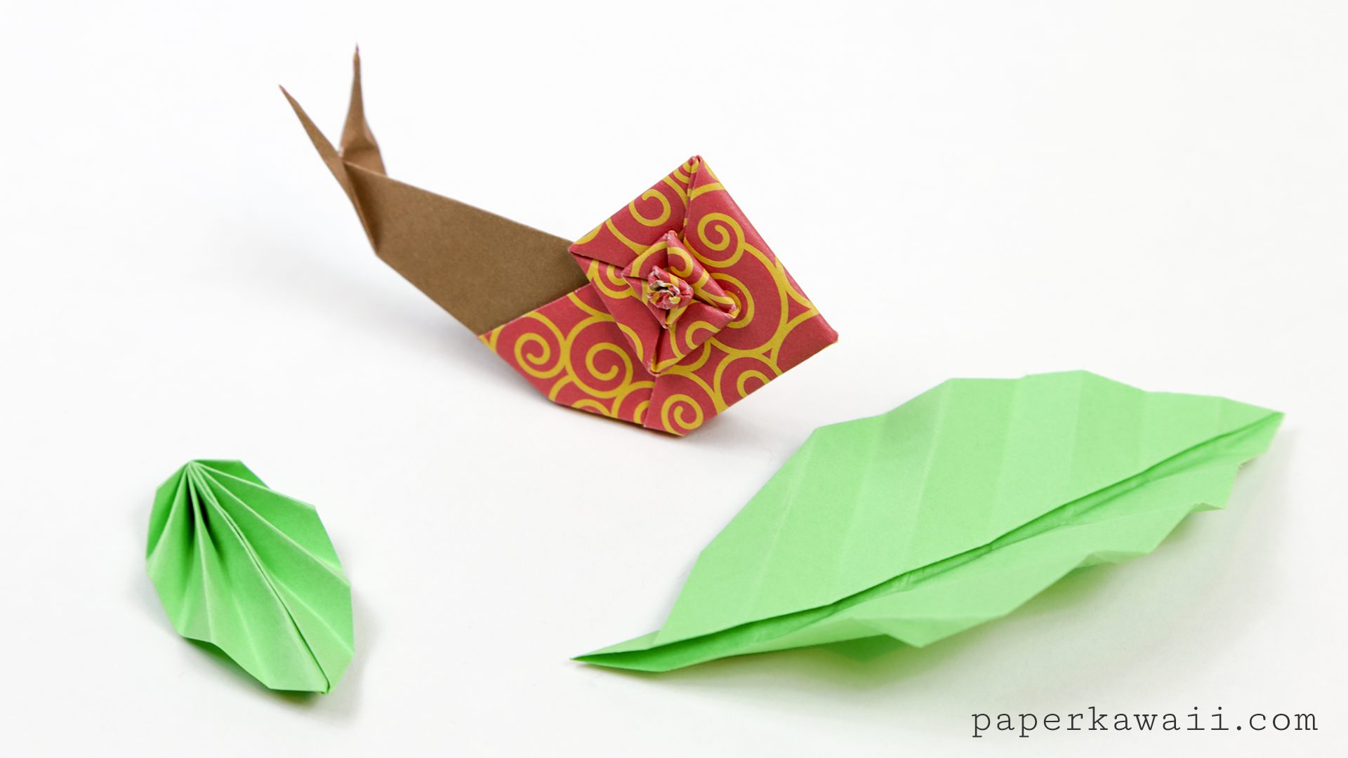 Origami Snail With Leaves Paper Kawaii 01