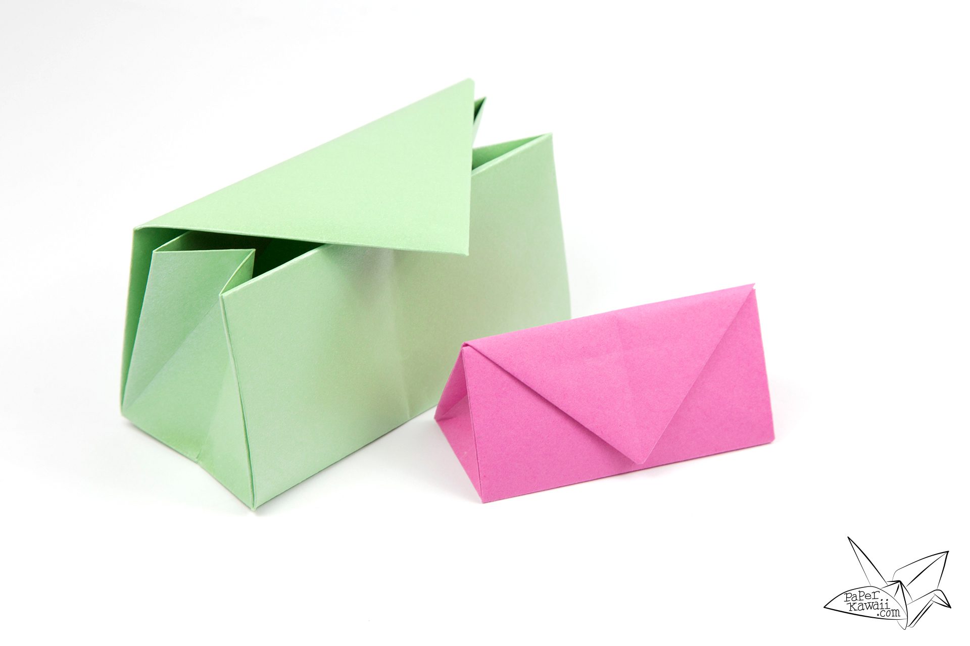 Triangular Box (Hans-Werner Guth): Instructions | Happy Folding | Origami  bag, Origami clothing, Origami