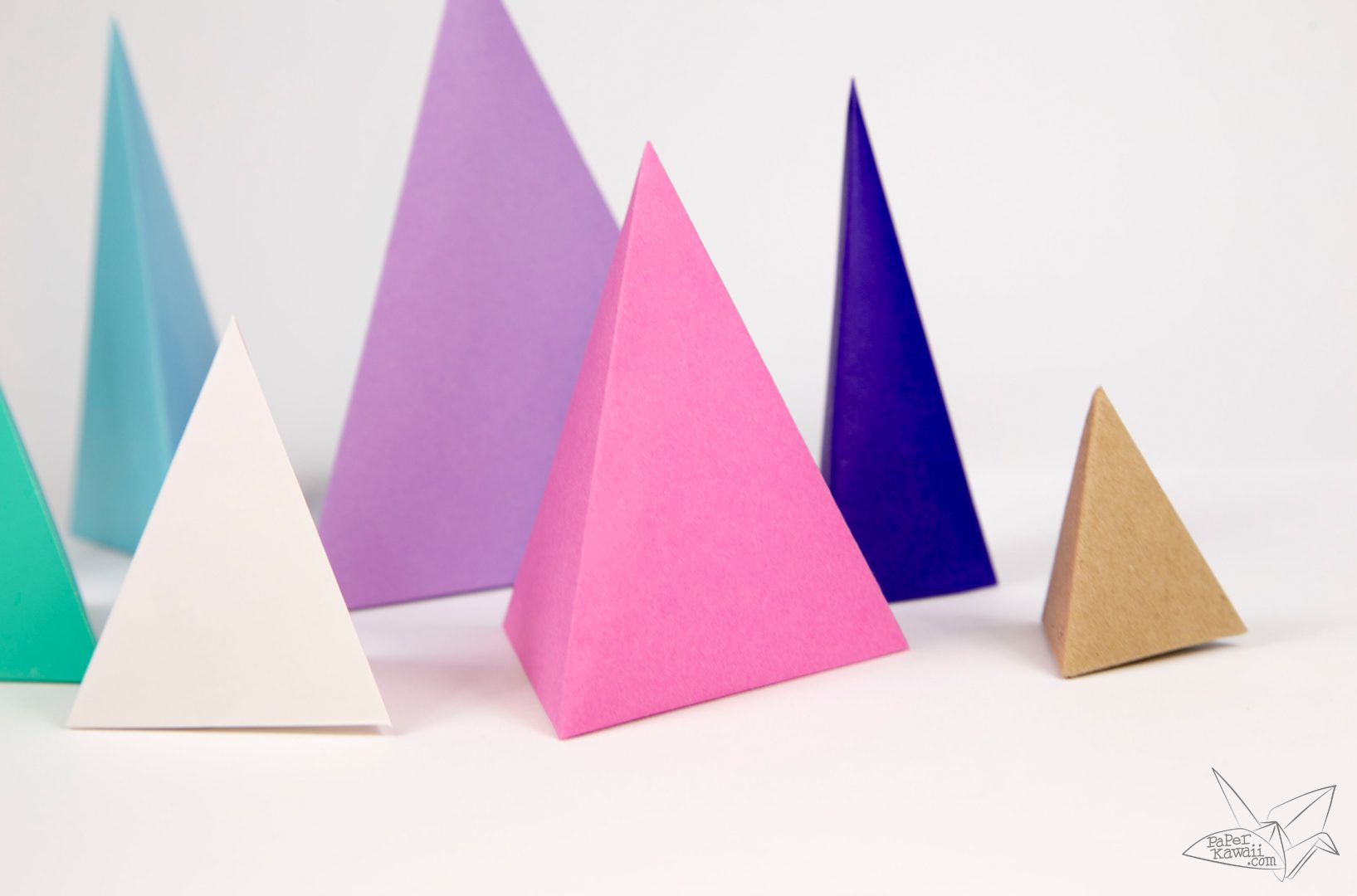 how to make a 3 sided pyramid out of paper