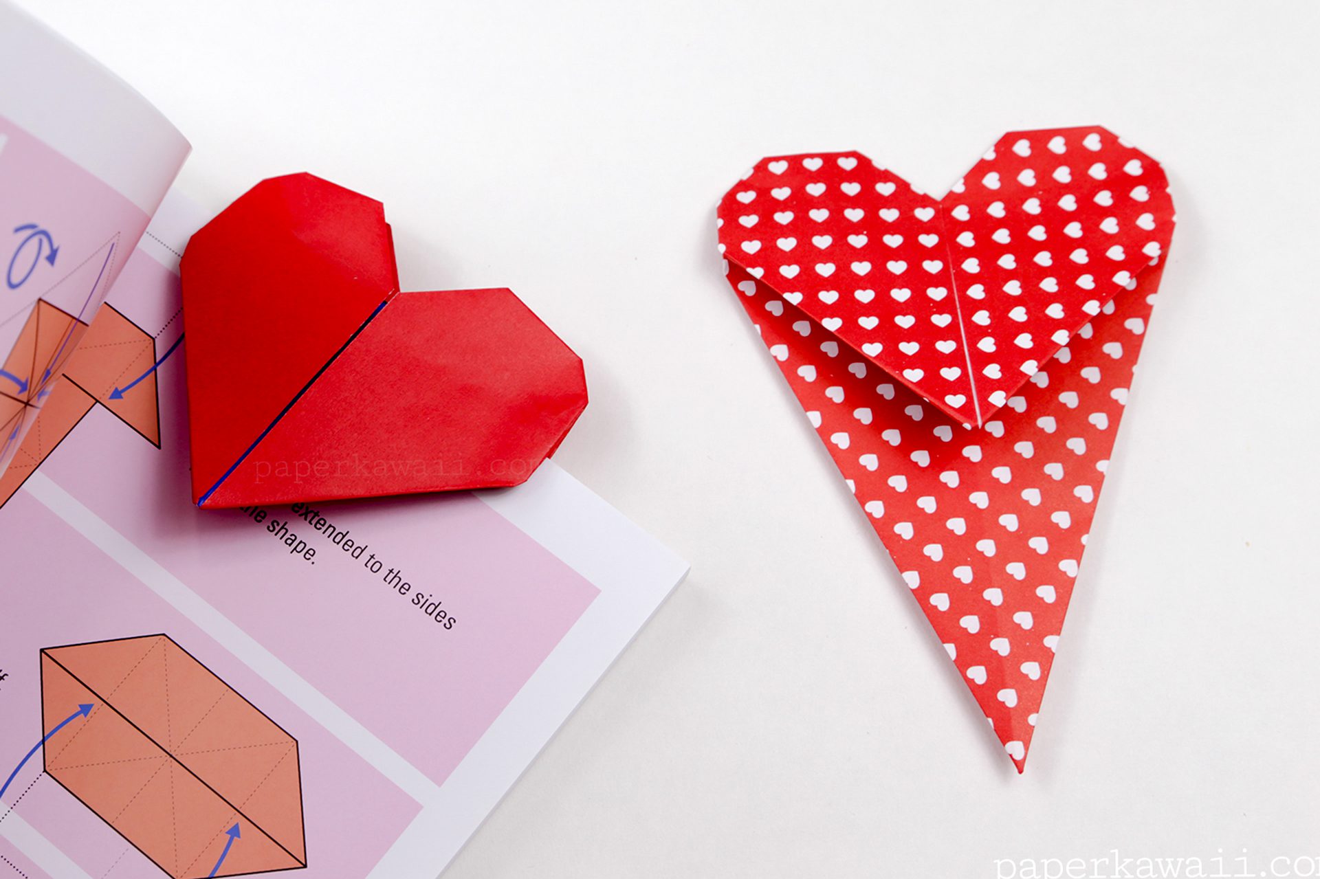 Сердечко из бумаги легко. Оригами сердечко. Закладка сердечко. Маленькие сердечки из бумаги. Объемные сердечки.