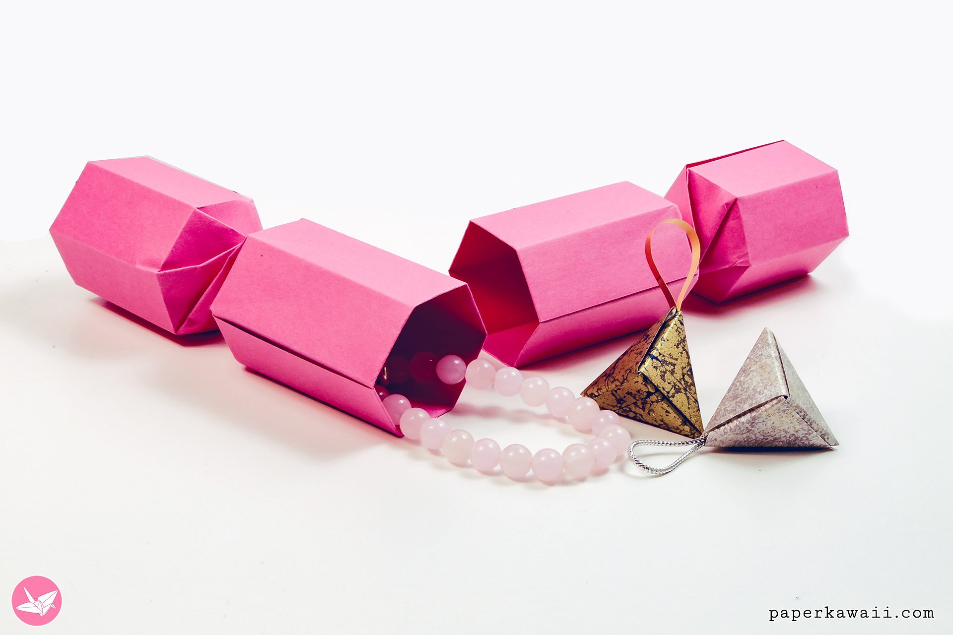 Origami Christmas Cracker Box Tutorial Paper Kawaii 05